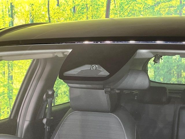 �y�z���_�Z���V���O�z���s���ɑO���̎ԗ�����F�����A�Փ˂������Ȏ��͌x��ƃu���[�L�ŏՓˉ���Ɣ�Q�y�����A�V�X�g�B�����S�Ƀh���C�u�����y���݂��������܂��B