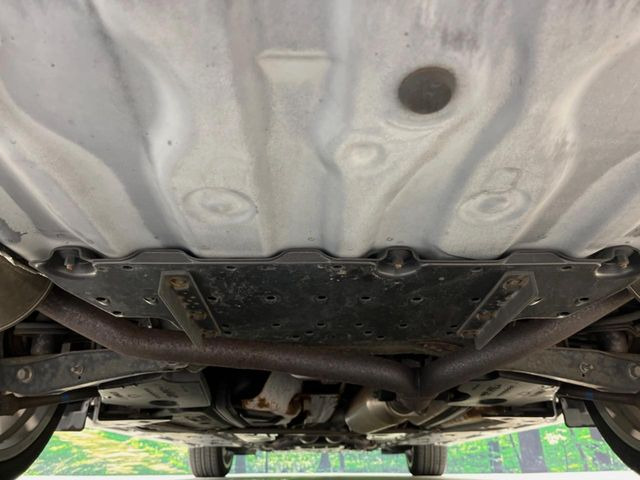 下回りがきれいなうちに、防錆加工の施工がオススメ。降雪地域はもちろん、沿岸部にお住いの方や、趣味でマリン・ウィンタースポーツをされる方にご好評いただいております。