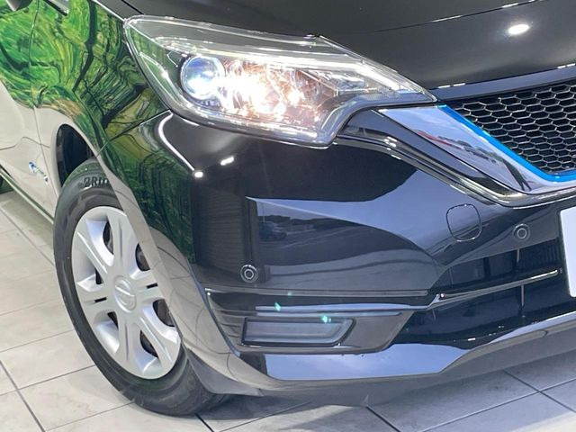 �yLED�w�b�h���C�g�z���V����ԑ��s�����ǍD�Ȏ��E���m�ۂ����S���ĉ^�]�ł��鍂�P�xLED�w�b�h���C�g�𑕔�!�_�����x�������A����d�͂��}�����Ă��܂��B