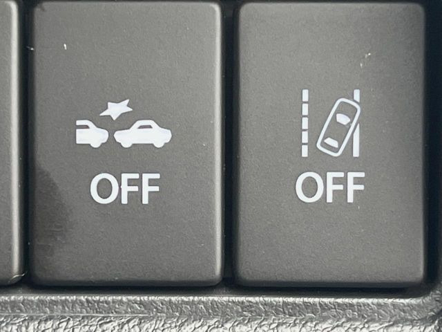 �y�Փˌy���V�X�e���z���s���ɑO���̎ԗ�����F�����A�Փ˂������Ȏ��͌x��ƃu���[�L�ŏՓˉ���Ɣ�Q�y�����A�V�X�g�B�����S�Ƀh���C�u�����y���݂��������܂��B