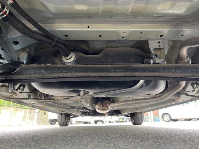 ����肪���ꂢ�Ȃ����ɁA�h�K���H�̎{�H���I�X�X���B�~��n��͂������A���ݕ��ɂ��Z���̕���A��Ń}�����E�E�B���^�[�X�|�[�c���������ɂ��D�]���������Ă���܂��B