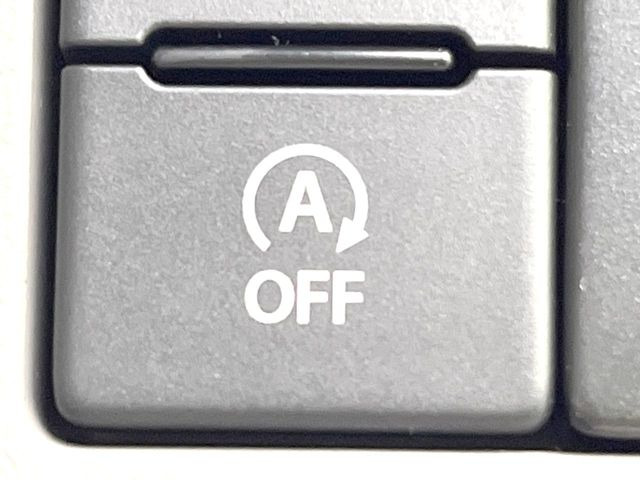 �y�A�C�h�����O�X�g�b�v�z�ԐM����a�؂Œ�Ԃ����ۂɃG���W�����~���A���ʂȔR���̏����}���܂��B�R��������ی�ɂȂ���@�\��G���W���̓u���[�L�𗣂��΍Ďn�����܂��B