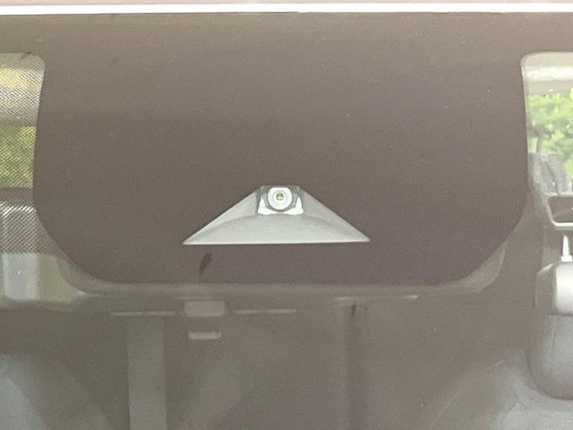 �y�C���e���W�F���g�G�}�[�W�F���V�[�u���[�L�z�t�����g�J�����őO���̎ԗ�����s�҂����m�B�Փ˂������Ȏ��͏Փ˔�Q�y���u���[�L���쓮�A�Փˉ�����T�|�[�g�B�����S�Ƀh���C�u�����y���݂��������܂��B