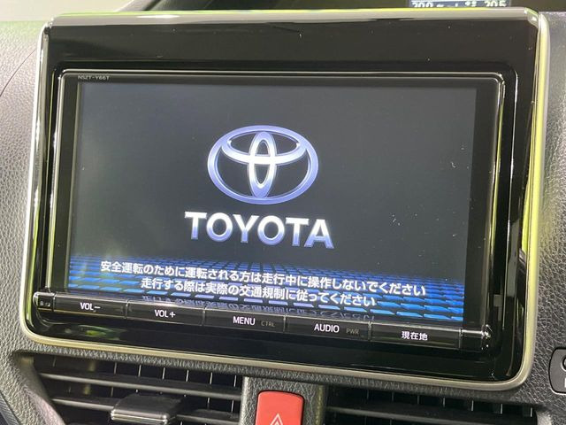 【純正9型ナビ】人気の純正ナビを装備。オーディオ機能も充実しており、Bluetooth接続すればお持ちのスマホやMP3プレイヤーの音楽を再生可能!毎日の運転がさらに楽しくなります!!