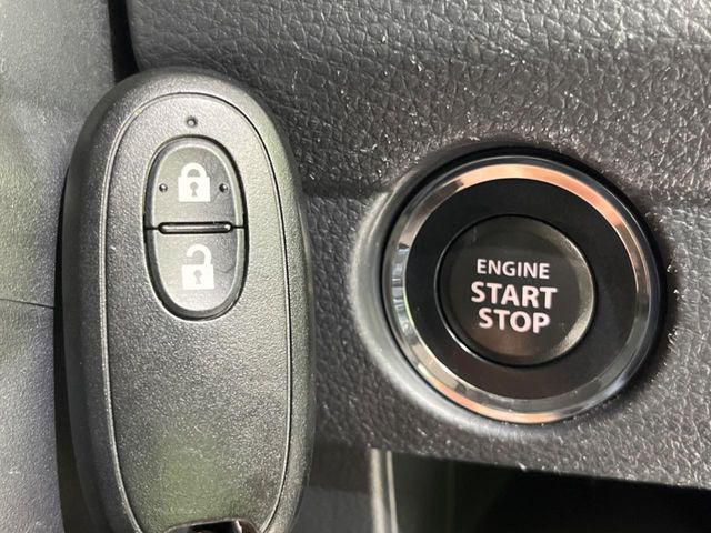 �y�L�[���X�X�^�[�g�V�X�e���z�J�o����|�P�b�g�ɓ��ꂽ�܂܂ł��h�A�̎{���E�������\�ȃX�}�[�g�L�[�𑕔��B�G���W���̃I���E�I�t�����J�M�����o���K�v����������Ƃ��Ă��֗��ł���