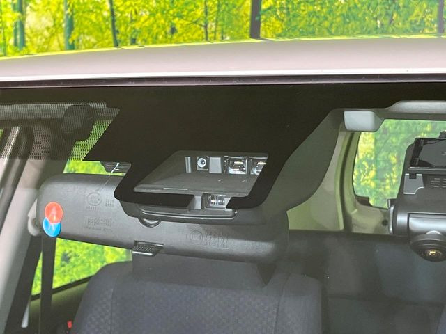 �y�g���^�Z�[�t�e�B�Z���X�z���s���ɑO���̎ԗ�����F�����A�Փ˂������Ȏ��͌x��ƃu���[�L�ŏՓˉ���Ɣ�Q�y�����A�V�X�g�B�����S�Ƀh���C�u�����y���݂��������܂��B