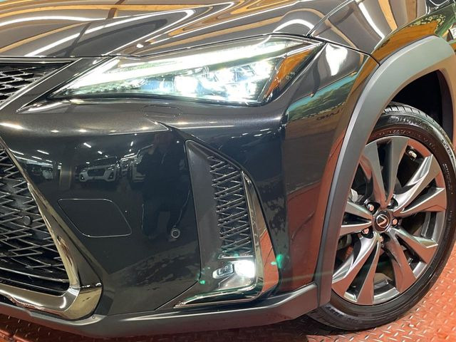 �yLED�w�b�h���C�g�z���V����ԑ��s�����ǍD�Ȏ��E���m�ۂ����S���ĉ^�]�ł��鍂�P�xLED�w�b�h���C�g�𑕔�!�_�����x�������A����d�͂��}�����Ă��܂��B