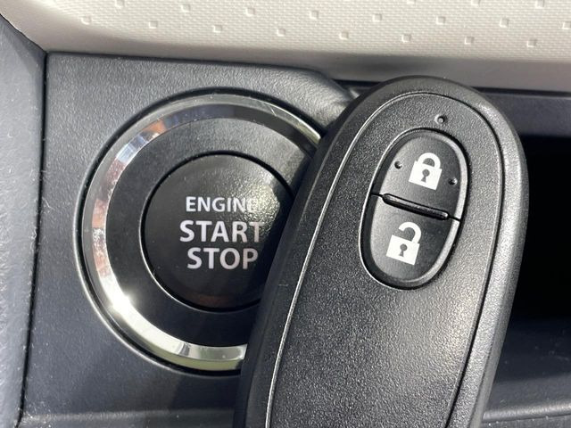 �y�L�[���X�X�^�[�g�V�X�e���z�J�o����|�P�b�g�ɓ��ꂽ�܂܂ł��h�A�̎{���E�������\�ȃX�}�[�g�L�[�𑕔��B�G���W���̃I���E�I�t�����J�M�����o���K�v����������Ƃ��Ă��֗��ł���