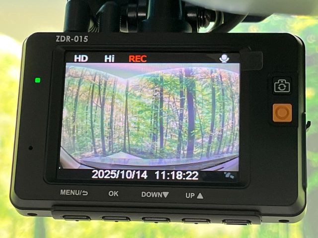 �y�h���C�u���R�[�_�[�z���S�E���S�ȃJ�[���C�t�ɕK�{�̃h���C�u���R�[�_�[�𑕔�!���s���͂������A������^�]�⎖�̂ɑ��������ۂ̏󋵂��f���ŋL�^���A����̃��X�N�ɔ����܂��B