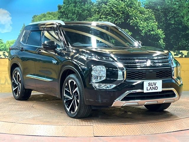 高透明度のガラス皮膜で撥水はもちろん、上質なツヤ・光沢を実現。紫外線や酸性雨から大切な愛車を保護し、色あせ・劣化を防止。「弾スプラッシュコート」、「弾プリミッサコート」からお選びいただけます。