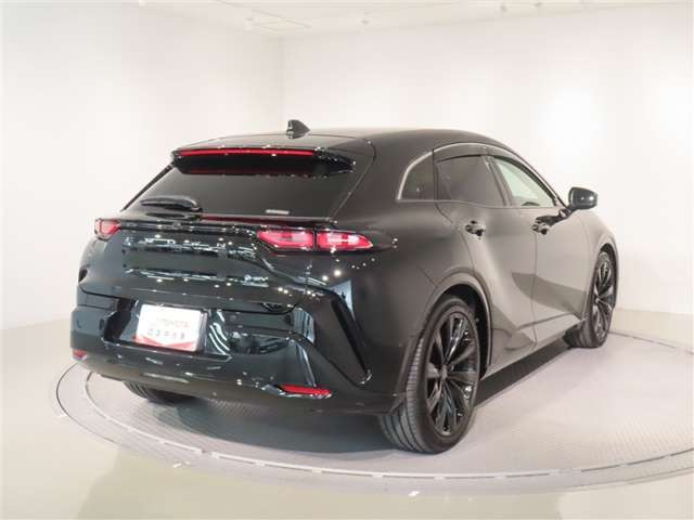 クラウンスポーツ2.5 Z E-Four 4WD