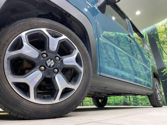 【純正15インチアルミホイール】外観にマッチした純正アルミホイールを装着しております。各種社外アルミホイールや、スタッドレスタイヤも取扱いしております。是非ご相談ください♪