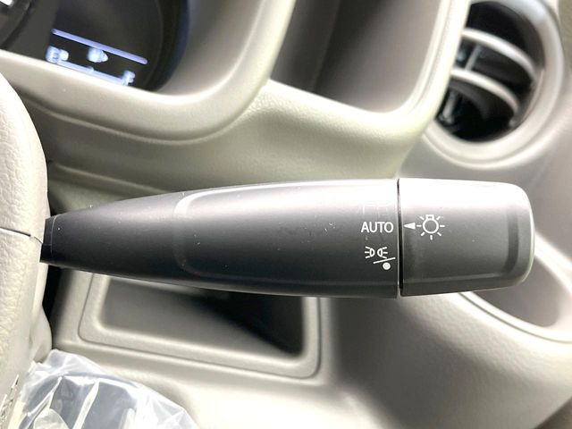 �y�I�[�g���C�g�z����̖��邳�ɉ����Ď����Ńw�b�h���C�g�̓_���E�������ł���@�\�ł�!���C�g�̕t���Y��E�����Y��Ȃǂ������Ȃ�A�J�̓���[���̑��s�����S!�g���l���ʉߎ����֗��ł��ˁ�