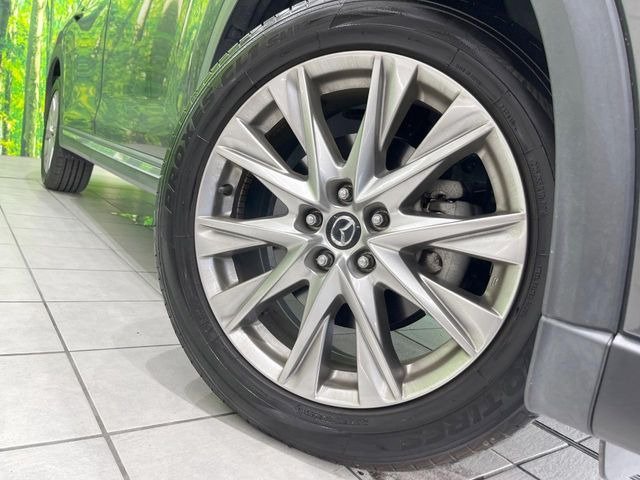 �y����19�C���`�A���~�z�C�[���z�O�ςɃ}�b�`���������A���~�z�C�[���𑕒����Ă���܂��B�e��ЊO�A���~�z�C�[����A�X�^�b�h���X�^�C�����戵�����Ă���܂��B���񂲑��k����������