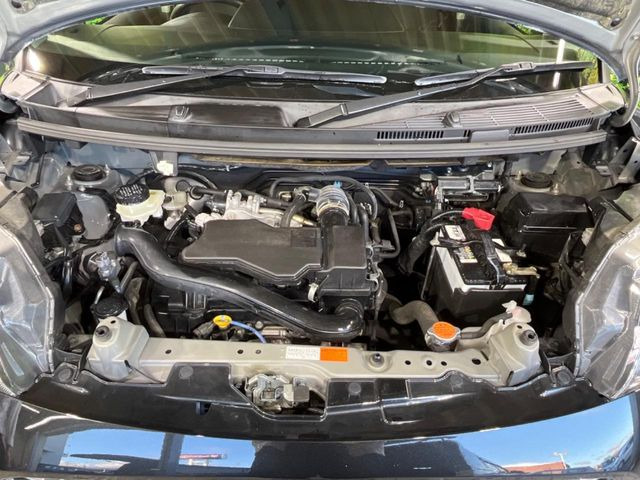 親切・丁寧な専門メカニックスタッフが応対!・車検・点検整備・事故等の修理などアフターサービスも安心。お車のカスタマイズもネクステージのサービススタッフまでご相談ください!