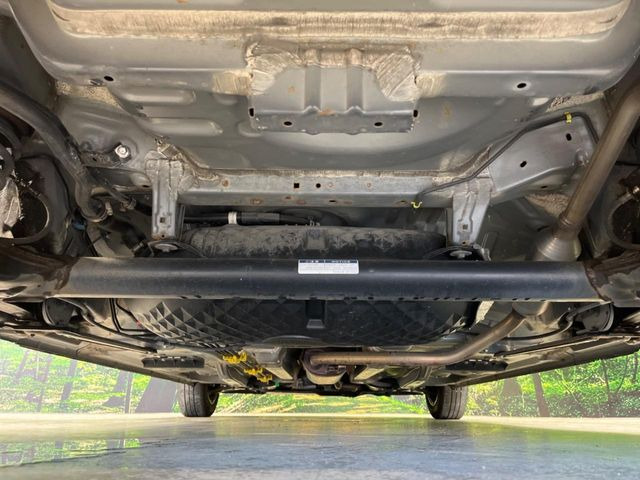 下回りがきれいなうちに、防錆加工の施工がオススメ。降雪地域はもちろん、沿岸部にお住いの方や、趣味でマリン・ウィンタースポーツをされる方にご好評いただいております。