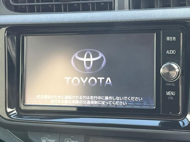 �y�����i�r�z�l�C�̏����i�r�𑕔����Ă���܂��B�i�r�̎g���₷���͂������A�I�[�f�B�I�@�\���[��!�L�����v�◷�s�͂������A�ʋ΂┃�����ȂǕ��i�̃h���C�u���y�����Ȃ�͂���