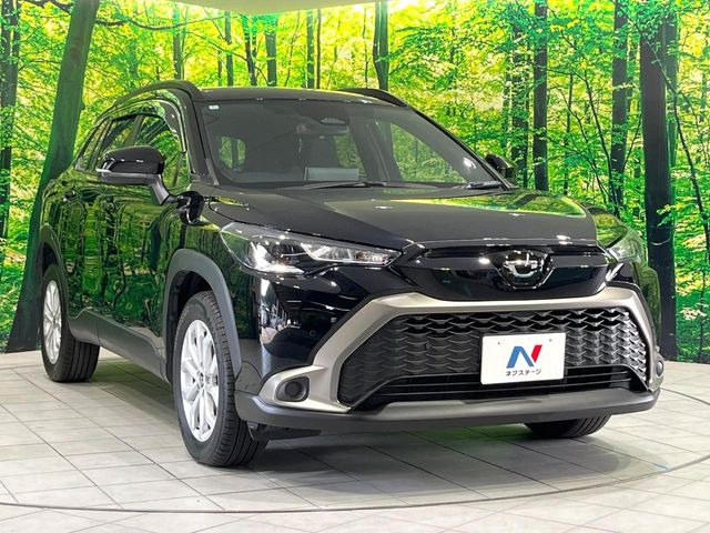 高透明度のガラス皮膜で撥水はもちろん、上質なツヤ・光沢を実現。紫外線や酸性雨から大切な愛車を保護し、色あせ・劣化を防止。「弾スプラッシュコート」、「弾プリミッサコート」からお選びいただけます。