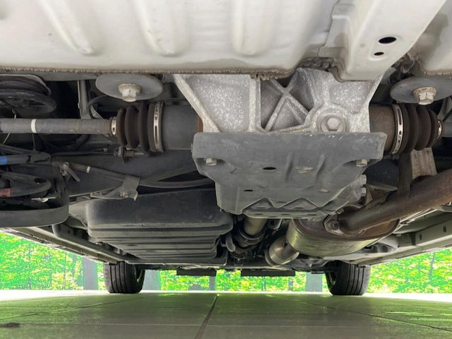 下回りがきれいなうちに、防錆加工の施工がオススメ。降雪地域はもちろん、沿岸部にお住いの方や、趣味でマリン・ウィンタースポーツをされる方にご好評いただいております。