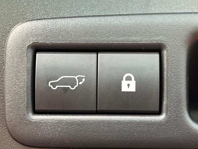 �y�p���[�o�b�N�h�A�z�X�}�[�g�L�[��^�]�Ȃ̃{�^�������������Ń��A�Q�[�g�������ŊJ���܂�!�ו��������Ă��鎞��A�����ʒu�ɂ���o�b�N�h�A��߂�ۂɕ֗��ȋ@�\�ł���