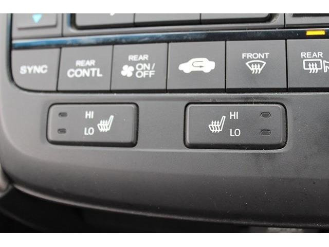 弊社はあいおいニッセイ同和損保代理店です。全営業社員が保険の募集人資格を取得しております。お気軽にご相談ください。