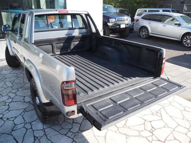 トヨタ ハイラックス スポーツピックアップ 3.0 エクストラ