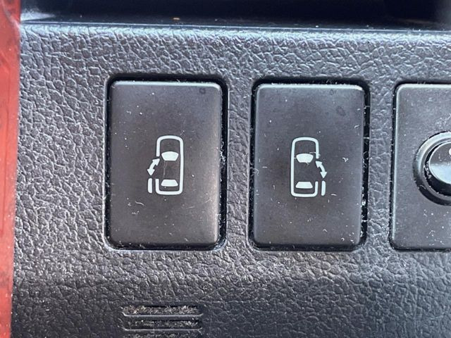 �y�����p���[�X���C�h�h�A�z�X�}�[�g�L�[��^�]�Ȃ̃X�C�b�`�Ō�ȗ����X���C�h�h�A�̊J���\���d��������͂����ăh�A���J����K�v�������A�����Ȃ��q�l�ł��ȒP�ɊJ���߂ł����K�ł���