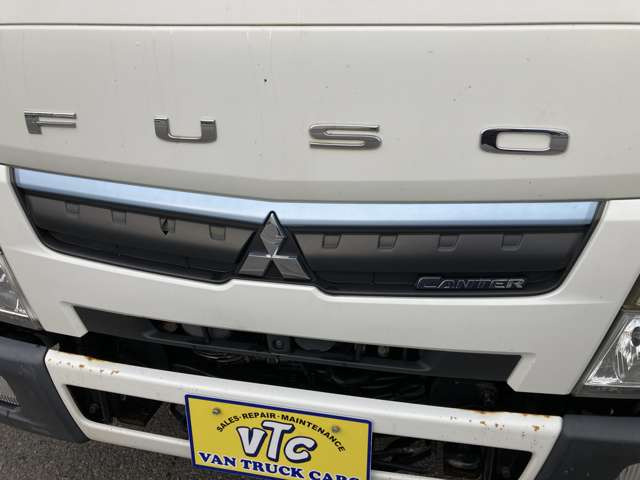 �S������l�b�g��ʂ��Ă��₢���킹�����Ă���܂�!���\���t��������΋C�ɂȂ�ӏ��̎ʐ^�������肢�����Ă���܂��B