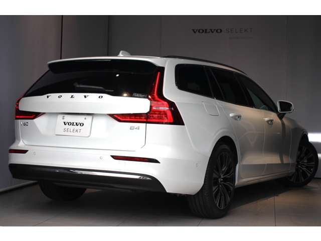 V60ウルトラ B4