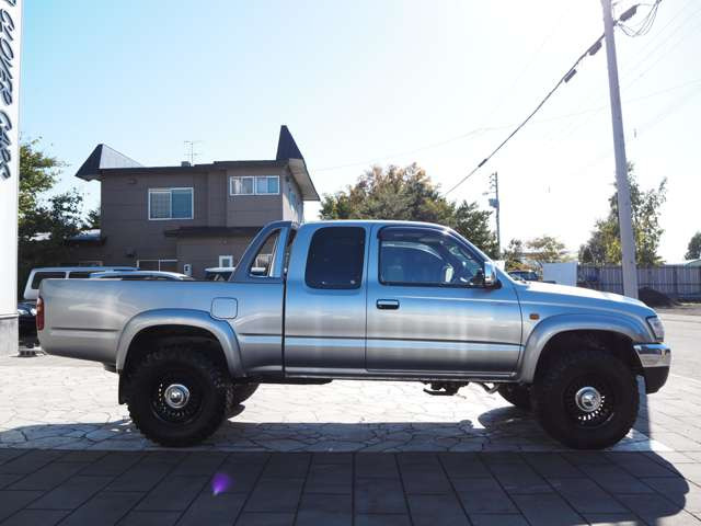 トヨタ ハイラックス スポーツピックアップ 3.0 エクストラ