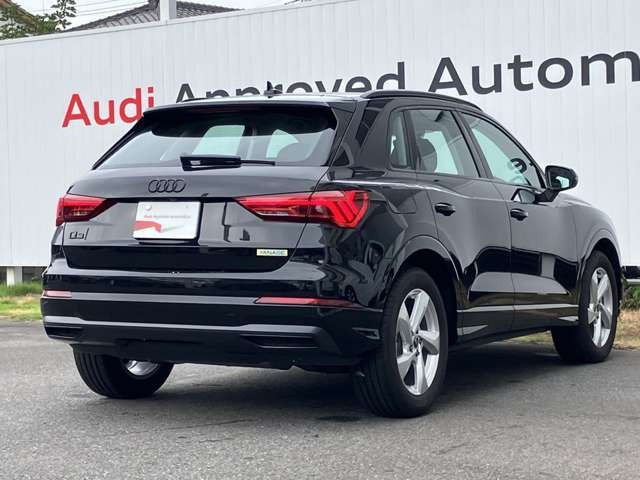 Q335 TFSI アドバンスド