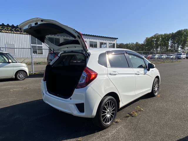 当店はアフターフォローも充実しております。納車後の整備・点検・修理・車検・板金・カスタムなどもお任せください!