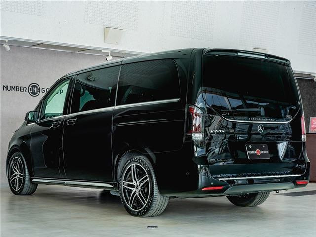 �{�f�B�J���[:�I�u�V�f�B�A���u���b�N