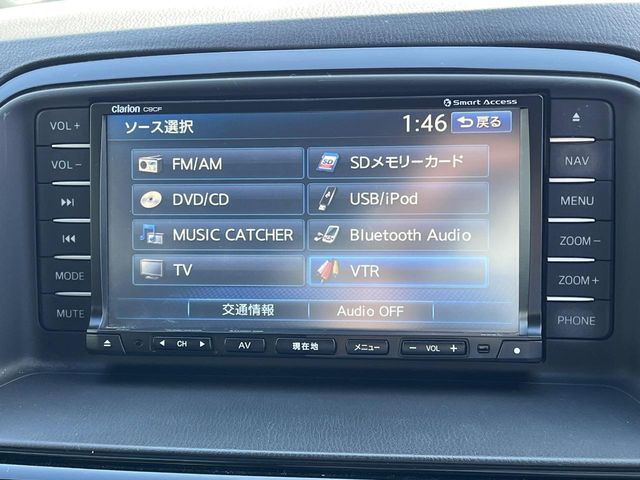 【純正ナビ】人気の純正ナビを装備。オーディオ機能も充実しており、Bluetooth接続すればお持ちのスマホやMP3プレイヤーの音楽を再生可能!毎日の運転がさらに楽しくなります!!