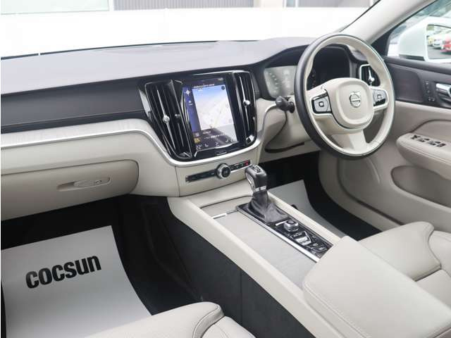 �h�C�c�̃{���{���`���[�j���O���[�J�[HEICO SPORTIV�̐��K�̔��X���t���ƈ��m���ɂ�HEICO SPORTIV�v���~�A���p�[�g�i�[KANTO / TOKAI�Ƃ��ĉ^�c�����Ă��܂��B