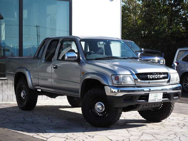 トヨタ ハイラックス スポーツピックアップ 3.0 エクストラ