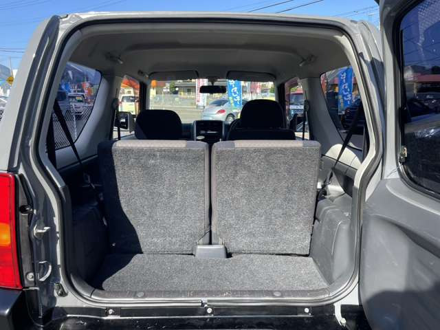 �g�����N�͉ו������Ȃ�l�܂��e�ʂł���