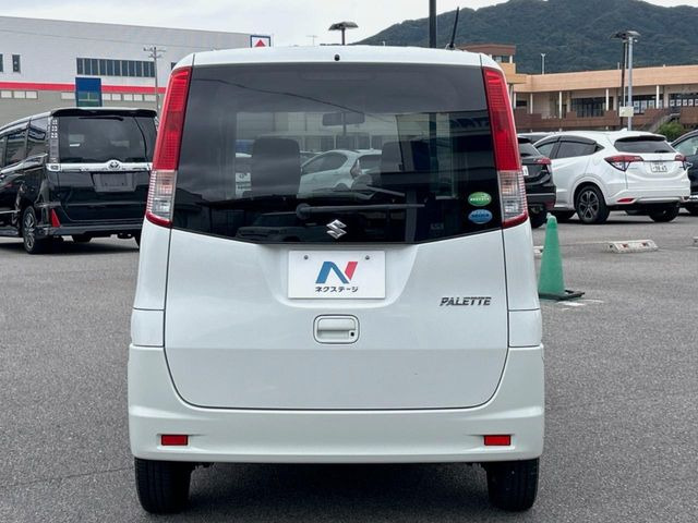 安心の最長10年・走行無制限保証(有償)をご用意。保証内容も充実はもちろん、無料点検&オイル交換や、年中無休の全国・24時間ロードサービスも付帯されておりますのでご安心下さい。