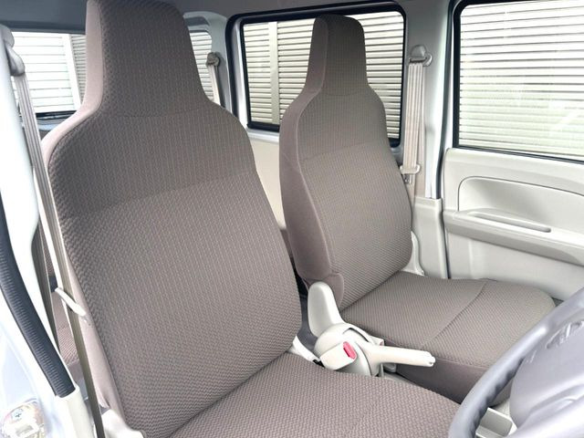 �^�]�ȃV�[�g���͎g�p�������Ȃ��A�ǍD�ȏ�ԂƂȂ��Ă��܂��B���J�Ɏg���Ă������Ƃ��悭�킩��܂��ˁB