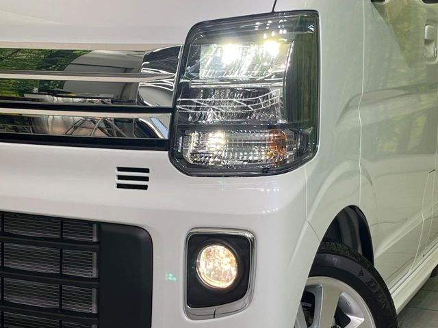 �yLED�w�b�h���C�g�z���V����ԑ��s�����ǍD�Ȏ��E���m�ۂ����S���ĉ^�]�ł��鍂�P�xLED�w�b�h���C�g�𑕔�!�_�����x�������A����d�͂��}�����Ă��܂��B