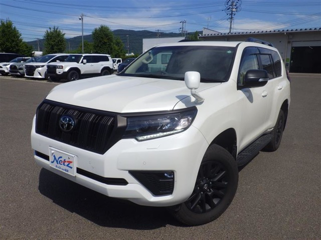 ランドクルーザープラド2.7 TX Lパッケージ マットブラック エディション 4WD