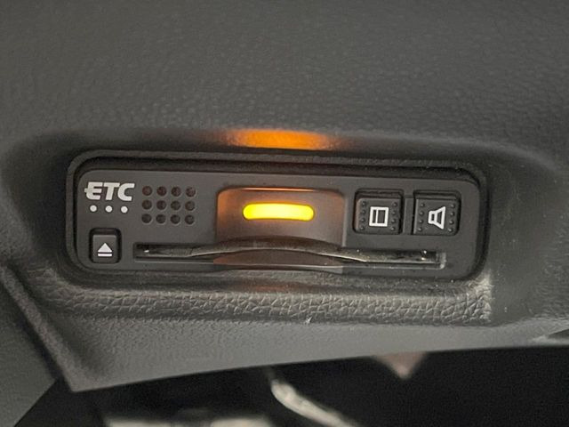 【ETC】高速道路の料金所をストレスなく通過!話題のスポットやサービスエリアに多い「スマートIC」利用時は必須のアイテムです。当店でセットアップを実施、ご納車当日からすぐにご利用いただけます!