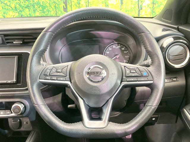 �y�����v�����X�e�A�����O�z�㎿�Ȋv���g�p���邱�ƂŁA��ɂ����������݂ƂĂ��^�]���₷���n���h���ł���