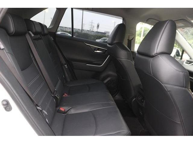 ���Ǝҗl�ւ̔̔��͂��f�肳���Ă��������܂��B �Ԍ������ԗ��̏ꍇ�́A�Ԍ����擾�������x�������z�ŕ\�����Ă���܂��B