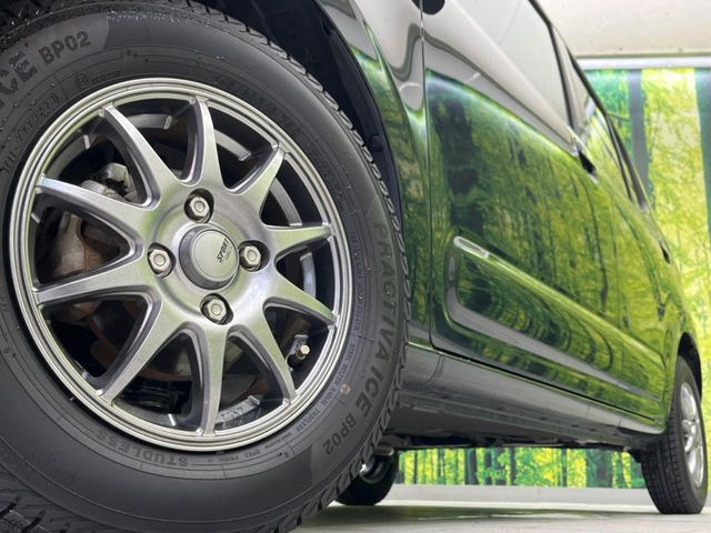 �y13�C���`�A���~�z�C�[���z�O�ςɃ}�b�`�����A���~�z�C�[���𑕒����Ă���܂��B�e��A���~�z�C�[����A�X�^�b�h���X�^�C�����戵�����Ă���܂��B���񂲑��k����������