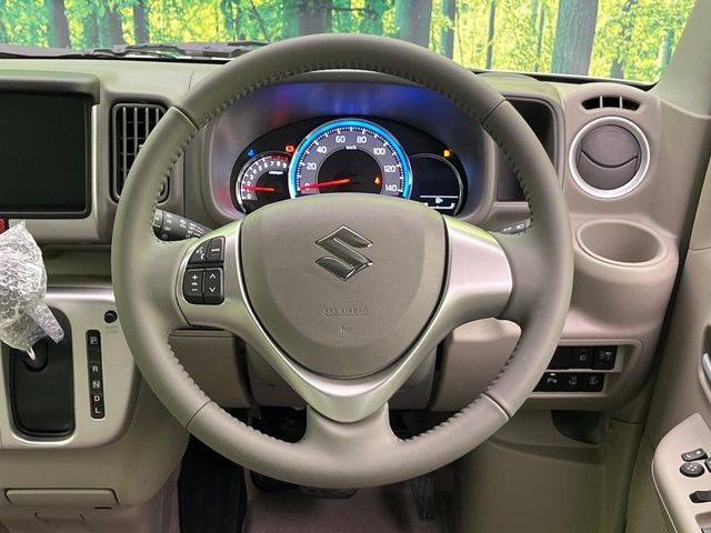 �y�����v�����X�e�A�����O�z�㎿�Ȋv���g�p���邱�ƂŁA��ɂ����������݂ƂĂ��^�]���₷���n���h���ł���