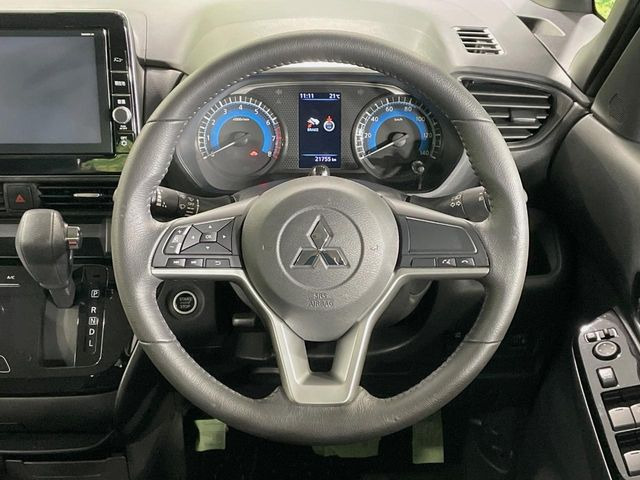 �y�����v�����X�e�A�����O�z�㎿�Ȋv���g�p���邱�ƂŁA��ɂ����������݂ƂĂ��^�]���₷���n���h���ł���