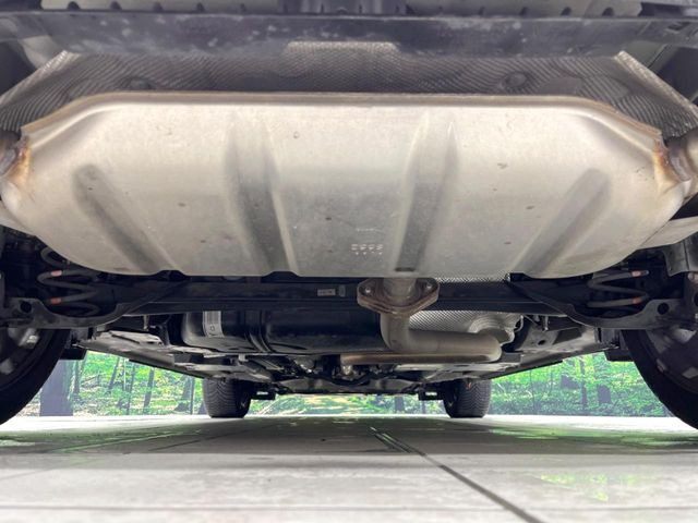 下回りがきれいなうちに、防錆加工の施工がオススメ。降雪地域はもちろん、沿岸部にお住いの方や、趣味でマリン・ウィンタースポーツをされる方にご好評いただいております。