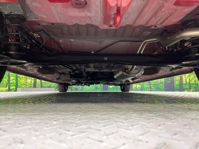 下回りがきれいなうちに、防錆加工の施工がオススメ。降雪地域はもちろん、沿岸部にお住いの方や、趣味でマリン・ウィンタースポーツをされる方にご好評いただいております。