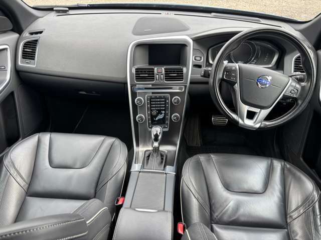 ご来店の際は一度ご連絡頂きましたらスムーズにご案内出来ます♪